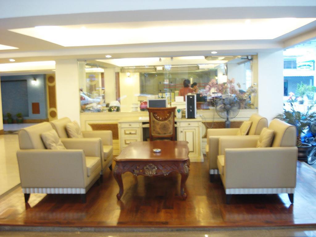 Lk Mansion Aparthotel Pattaya Buitenkant foto