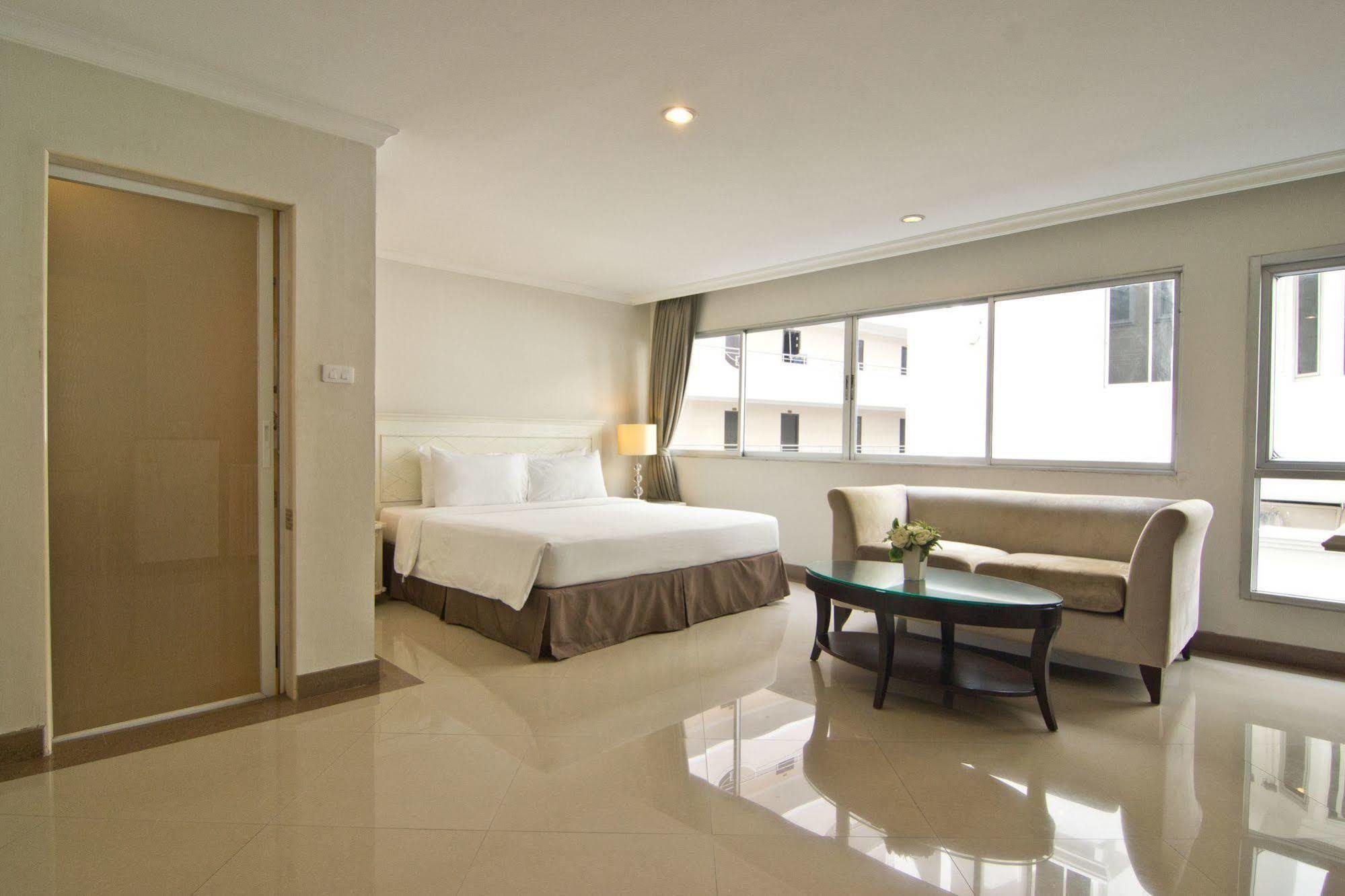 Lk Mansion Aparthotel Pattaya Buitenkant foto