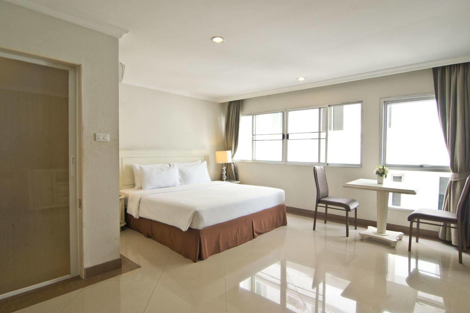 Lk Mansion Aparthotel Pattaya Buitenkant foto