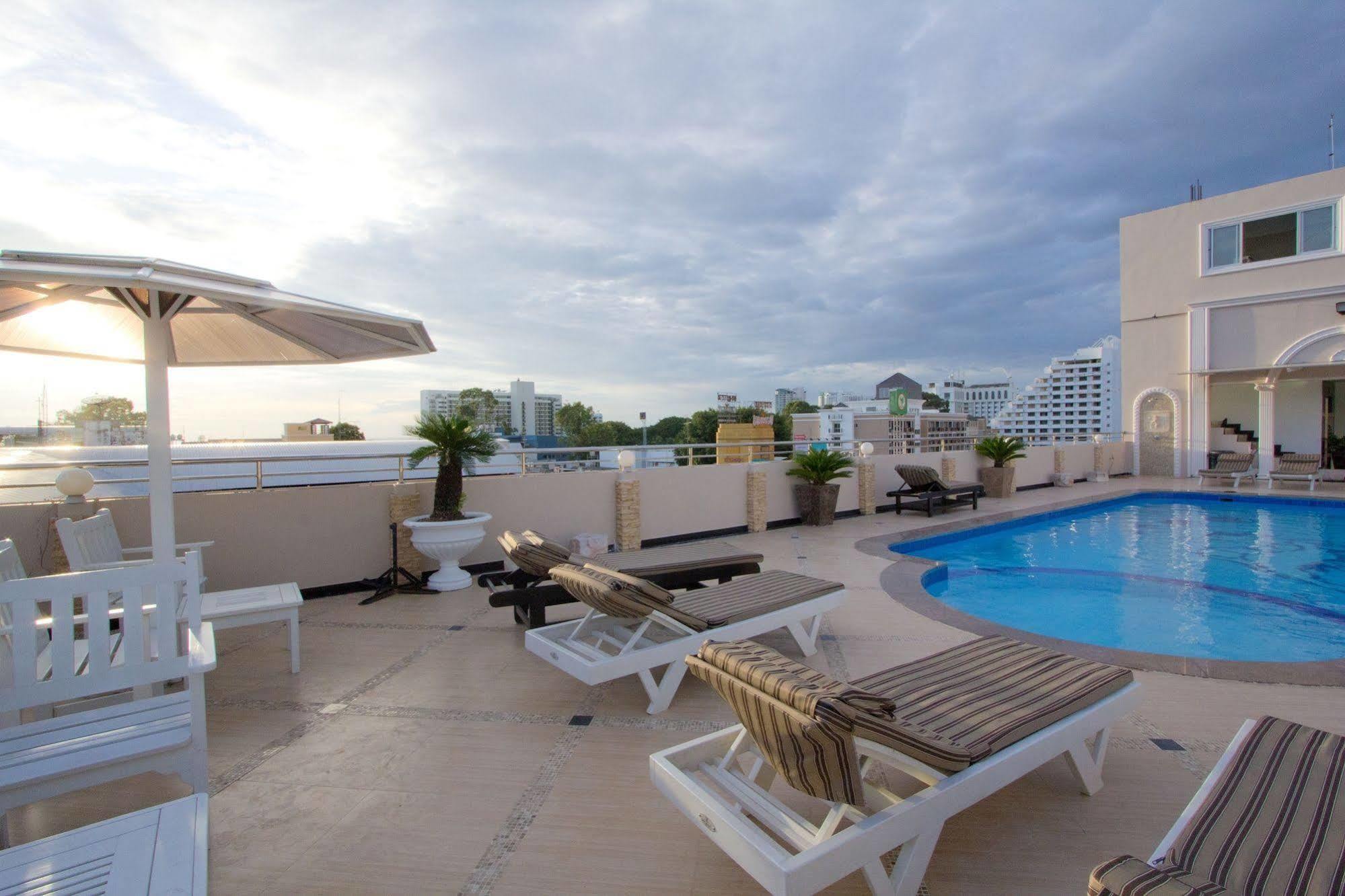 Lk Mansion Aparthotel Pattaya Buitenkant foto