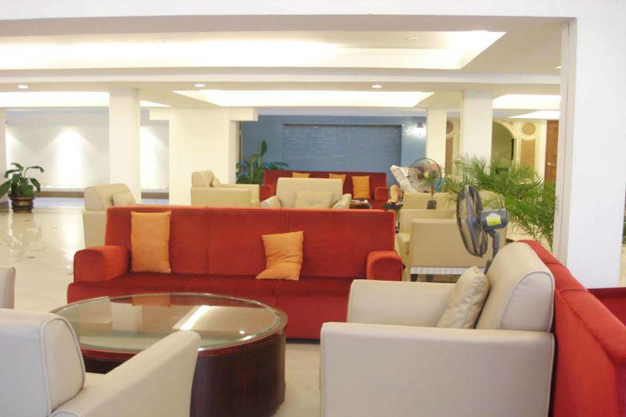 Lk Mansion Aparthotel Pattaya Buitenkant foto